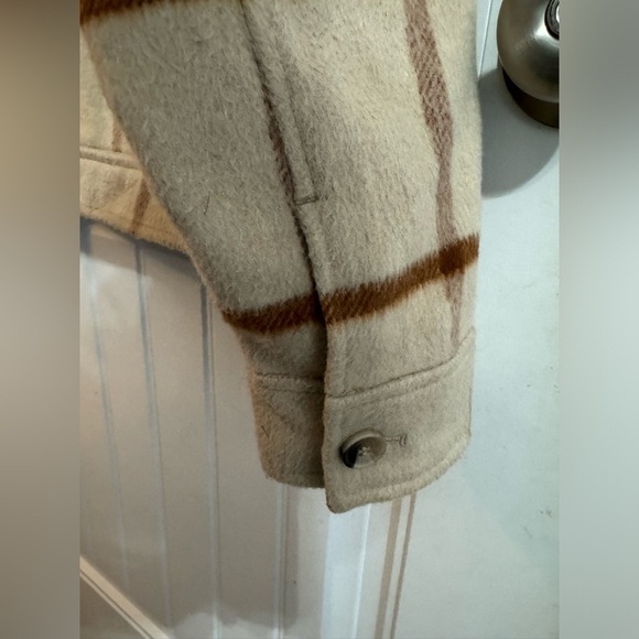 Joie Tan Plaid Cropped Fleece Jacket - Picture 8 of 9